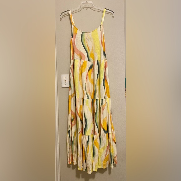 Torrid Colorful Abstract Tiered Maxi Dress - Size 1X - Picture 3 of 9